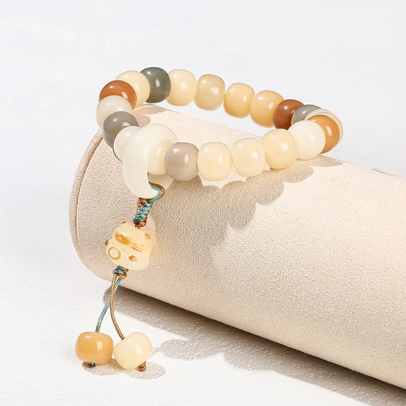 Bracelet chat chanceux